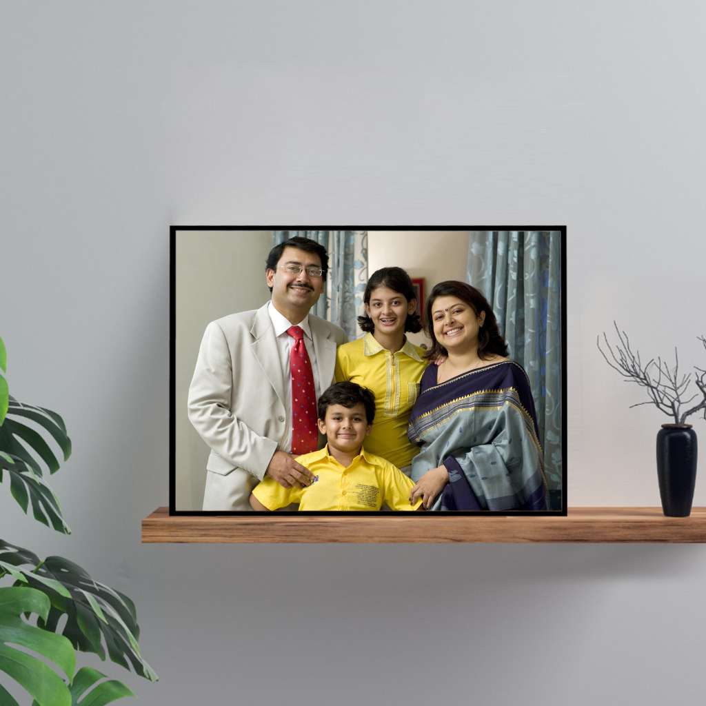 Small Photo Frames - Photo lamination with Stand